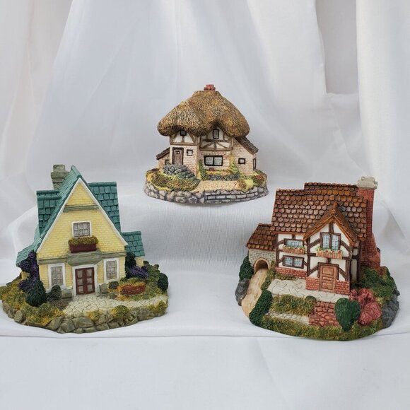 Olde Englands Classic Cottages Collectible Figurines Set Of 3 - Picture 2 of 15